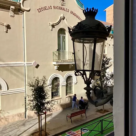 Classical Big One Bedroom In Ruzafa - Wifi Possible Lägenhet *